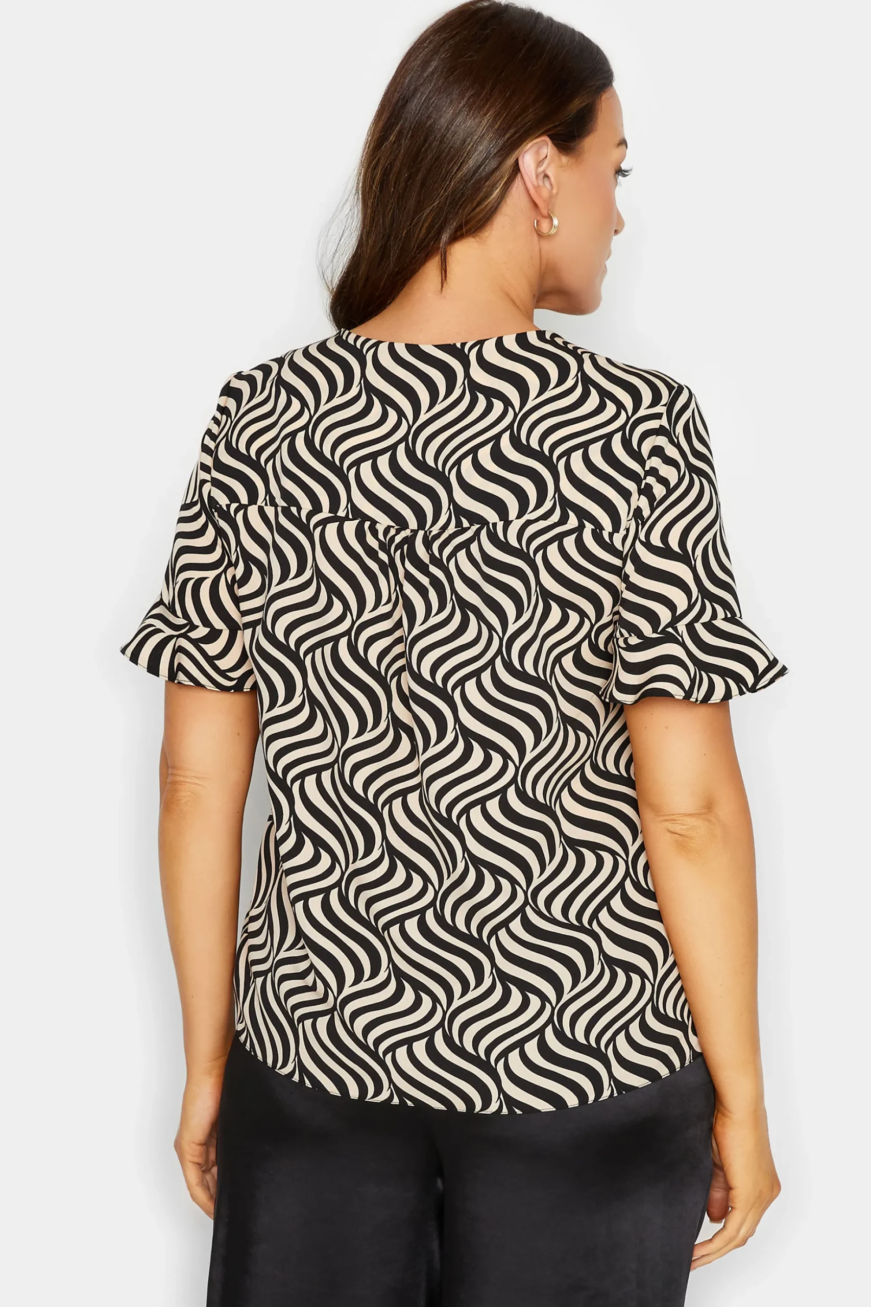 M&Co Womens M&Co Black & White Swirl Print Frill Sleeve Blouse