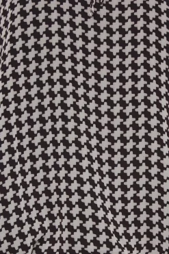 M&Co Womens M&Co Black Geometric Print Tie Neck Blouse