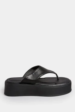 Pixiegirl Pixiegirl Black Flatform Flip Flops In Standard Fit
