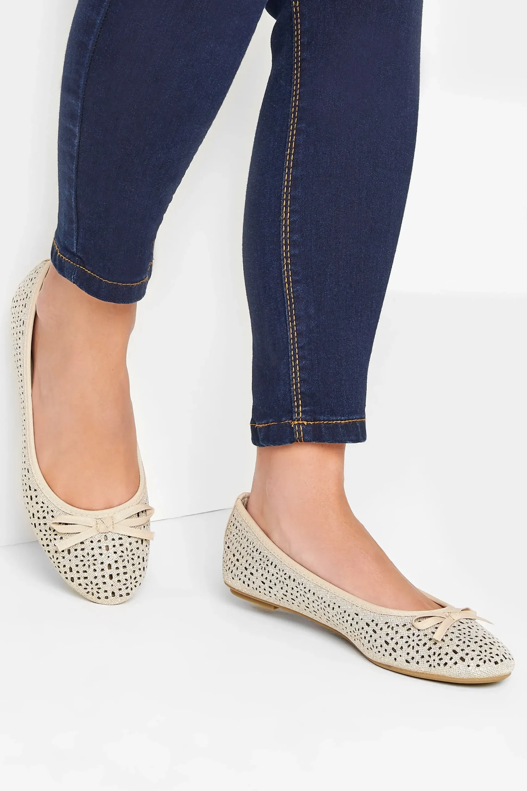 Pixiegirl Pixiegirl Nude Glitter Cut Out Ballerina Pumps In Standard Fit