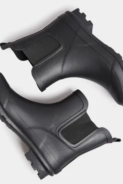 Yours Yours Black Chelsea Wellies In Wide E Fit