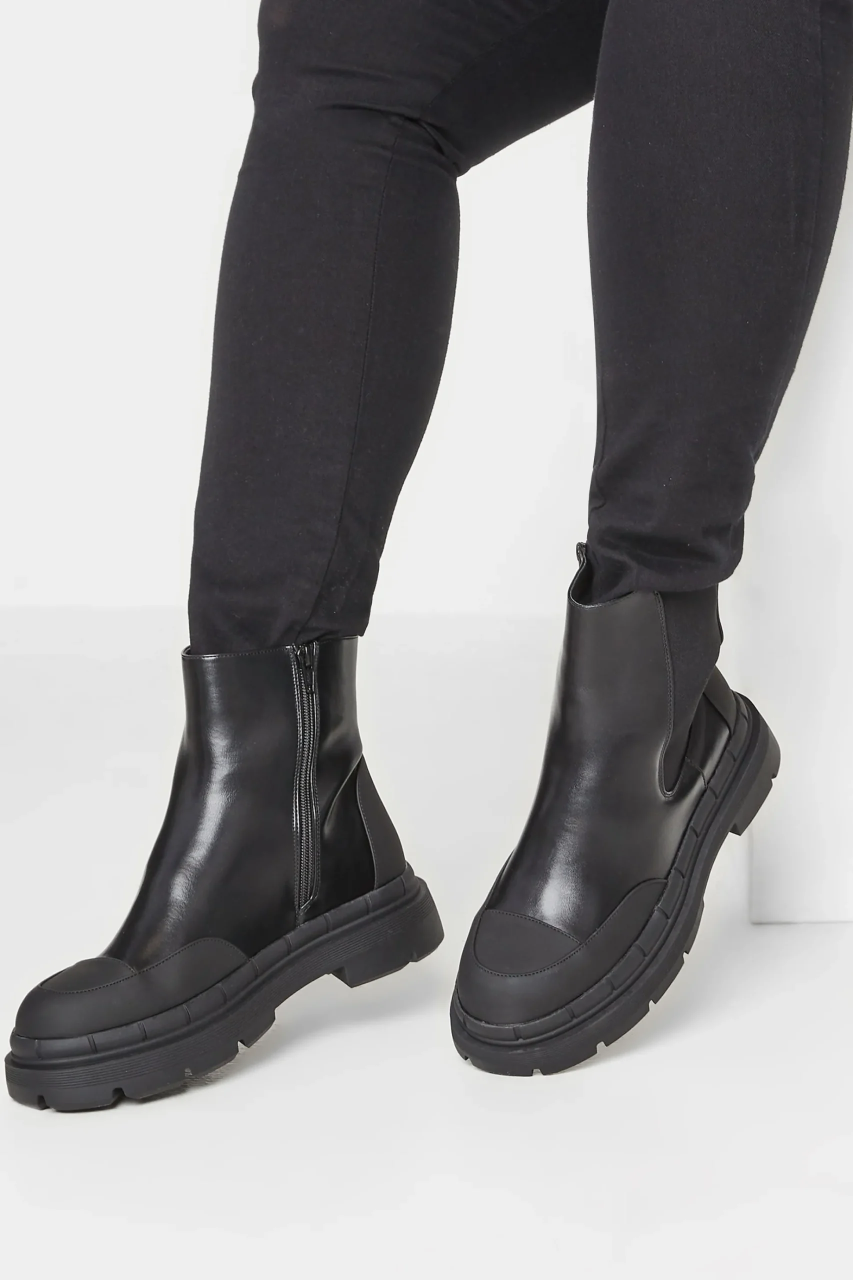 Yours Yours Black Chunky High Chelsea Boots In Extra Wide Eee Fit