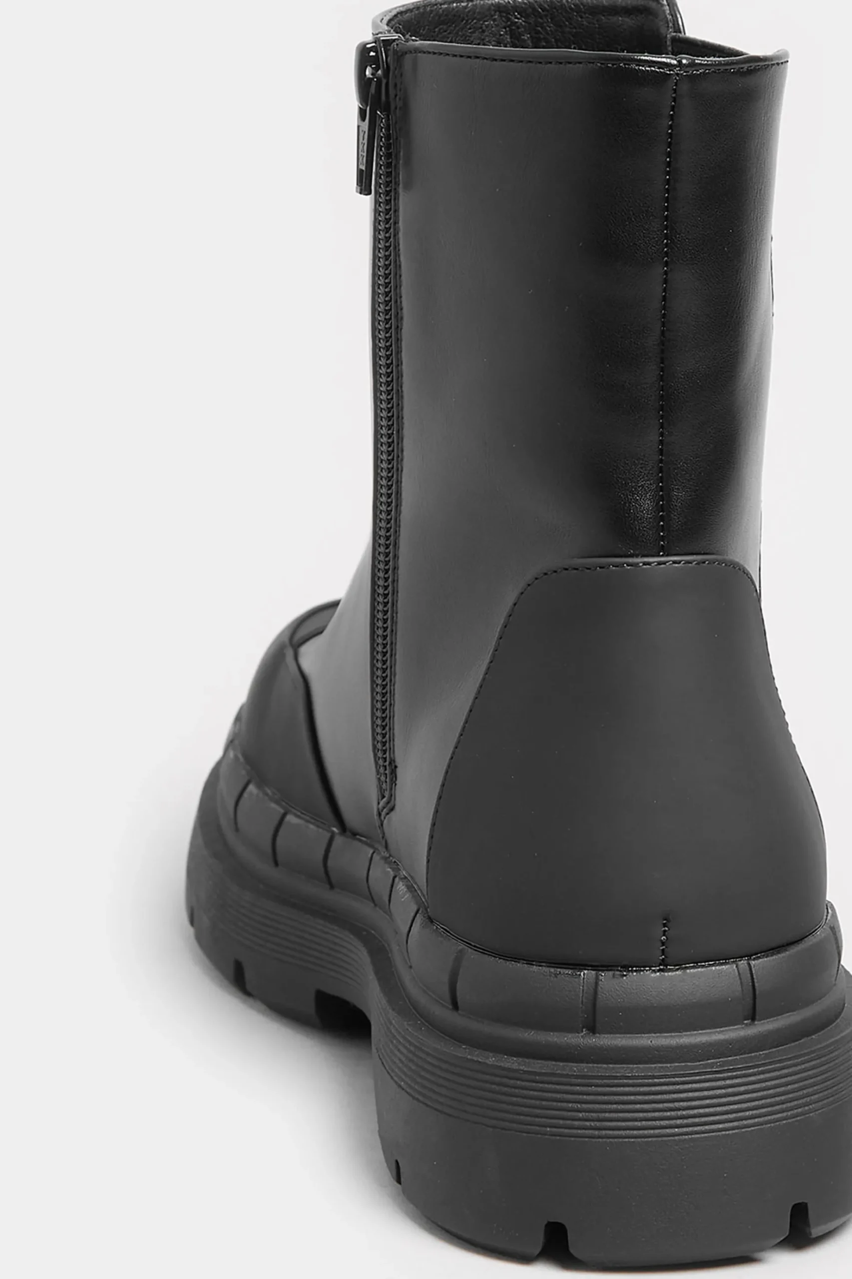 Yours Yours Black Chunky High Chelsea Boots In Extra Wide Eee Fit