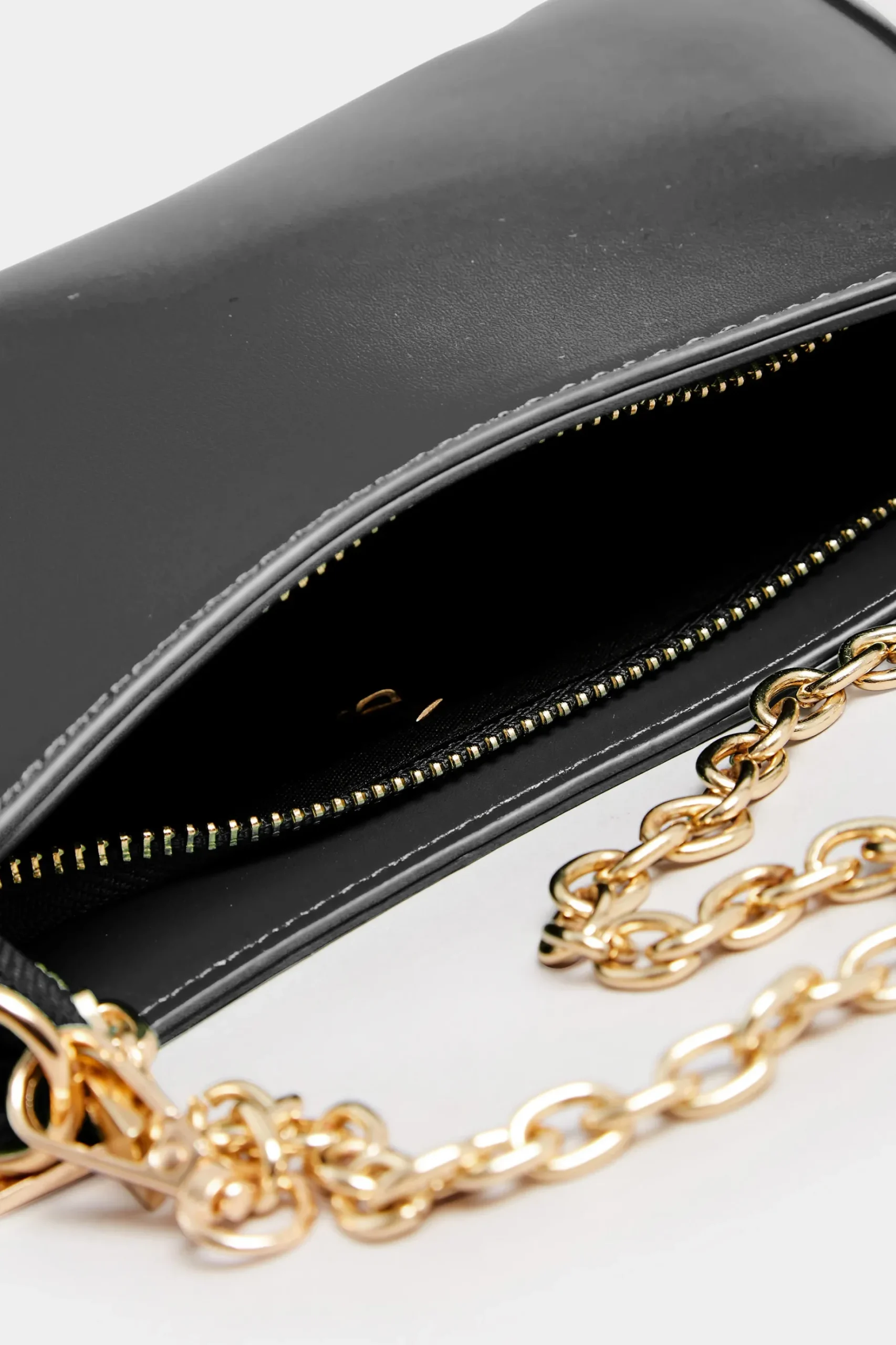 Yours Yours Black Detachable Chain Shoulder Bag