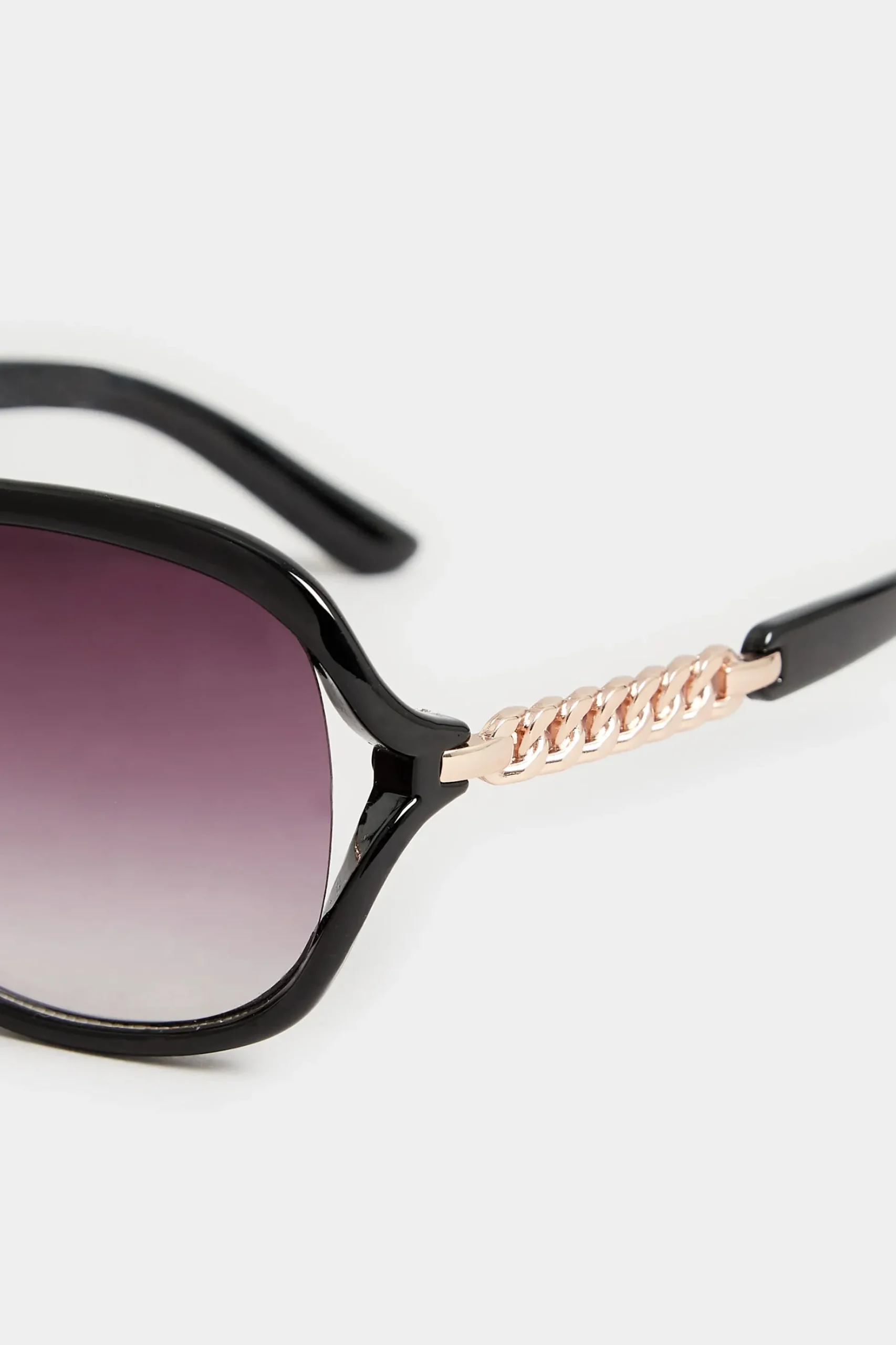 Yours Yours Black Oversized Chain Detail Sunglasses