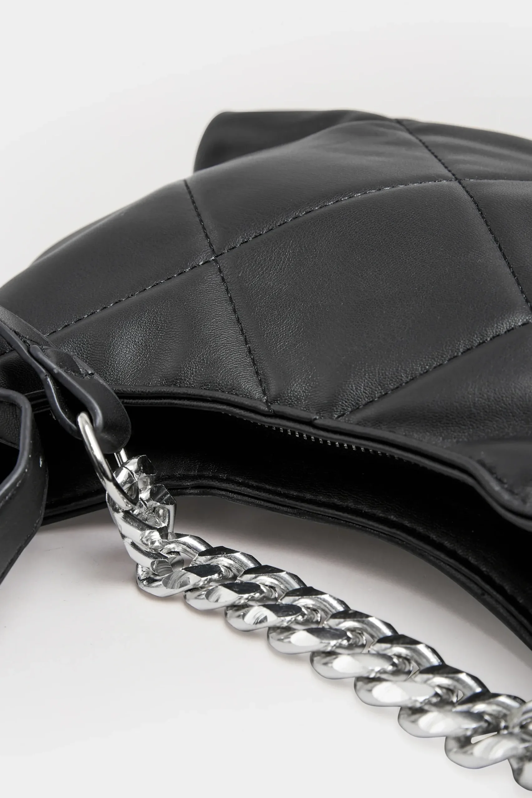 Yours Yours Black Quilted Chain Strap Shoulder Bag