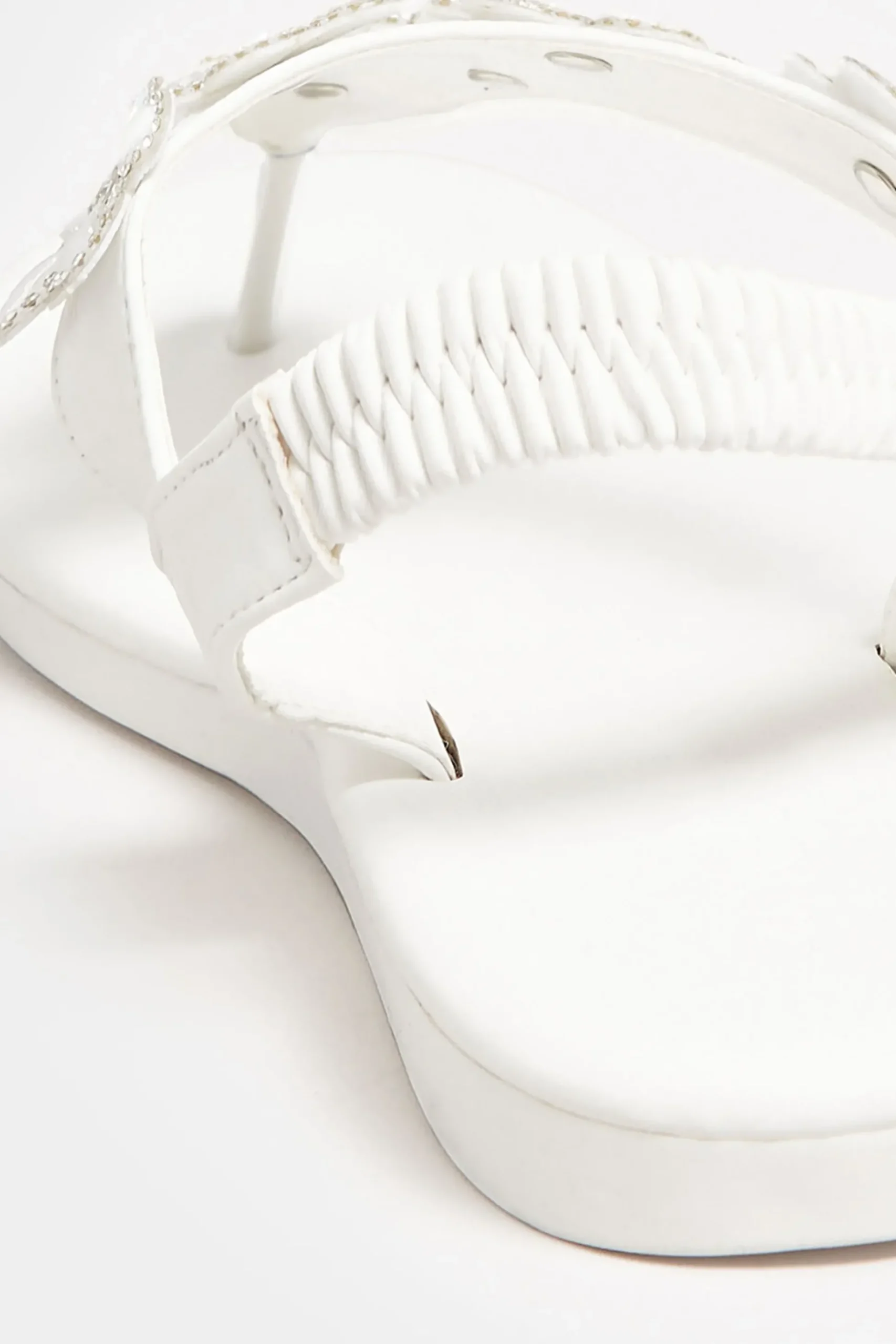Yours Yours White Diamante Flower Sandals In Wide E Fit & Extra Wide Eee Fit